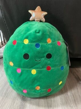 NWT Squishmallow Carol Holiday Christmas Tree Plush with Star Topper. 16”